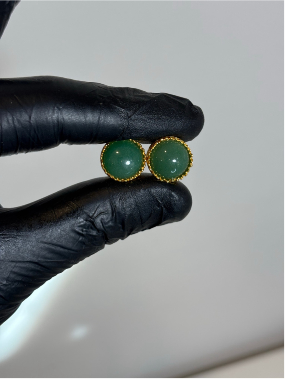 Women's Unbranded Green and Gold Stud Earrings, One Size